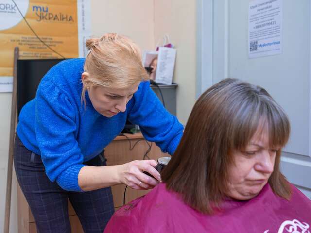 Anna hopes to re-open her beauty salon in Odesa and make it into a space where women can get salon services as well as coaching sessions, art therapy and self-care.