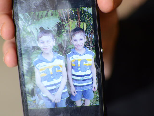 Childhood photo of Syrian brothers