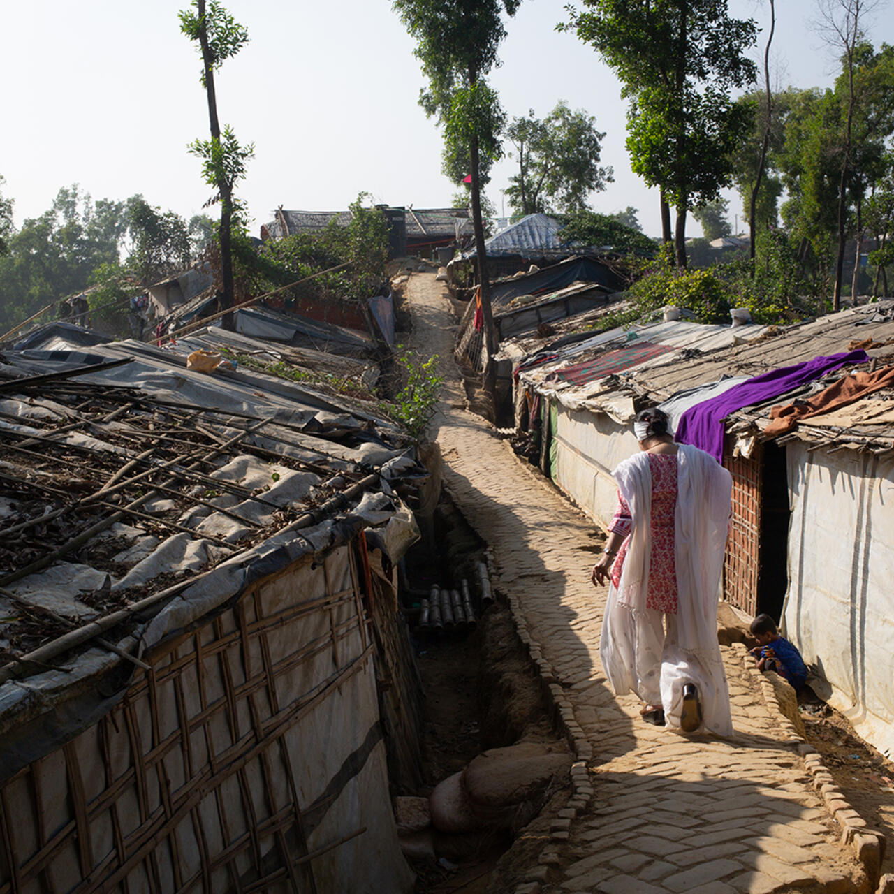 Razia geht durch das Flüchtlingslager in Bangladesch