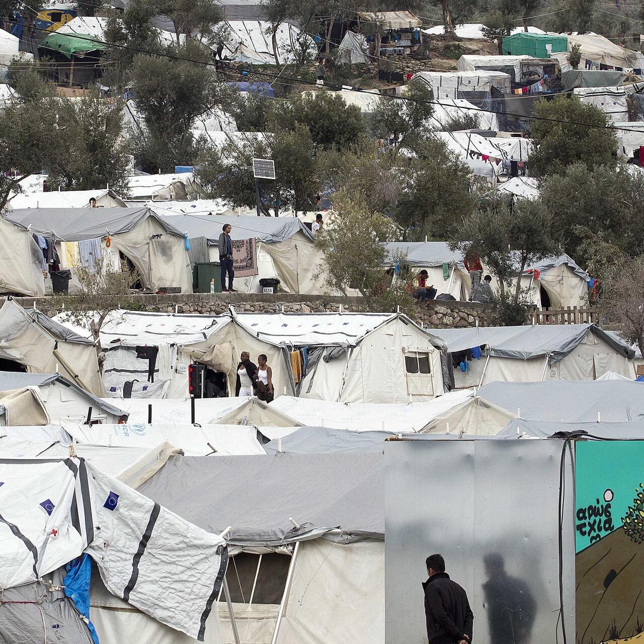 Im Flüchtlingslager Moria auf der griechischen Insel Lesbos leben Anfang 2020 fast 20.000 Flüchtlinge. Sie flohen vor Krieg, Misshandlung und Verfolgung.