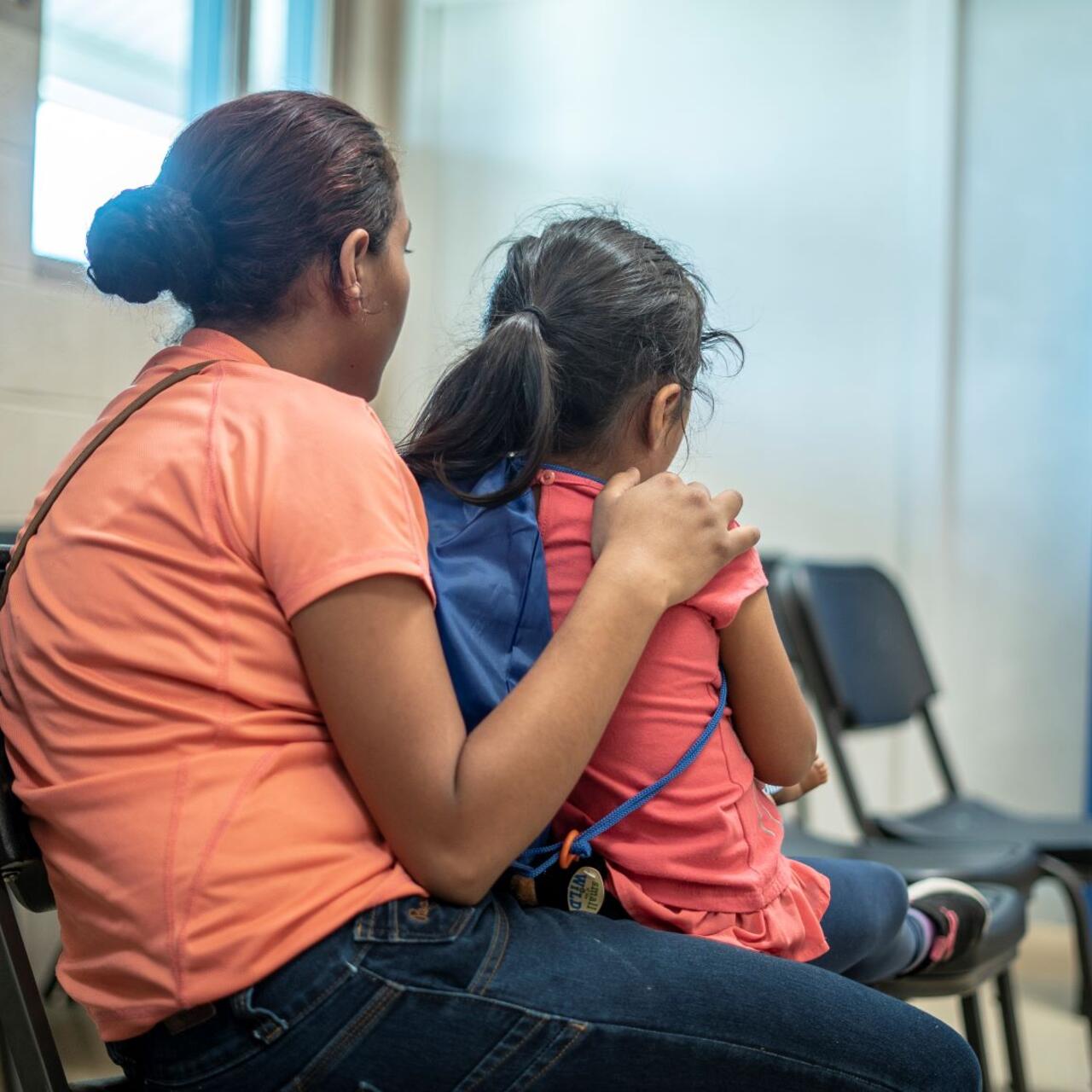 Emilia, 21, and her 4-year-old daughter at the shelter in Phoenix where the IRC welcomed them after they were detained while fleeing to the U.S. from Honduras.