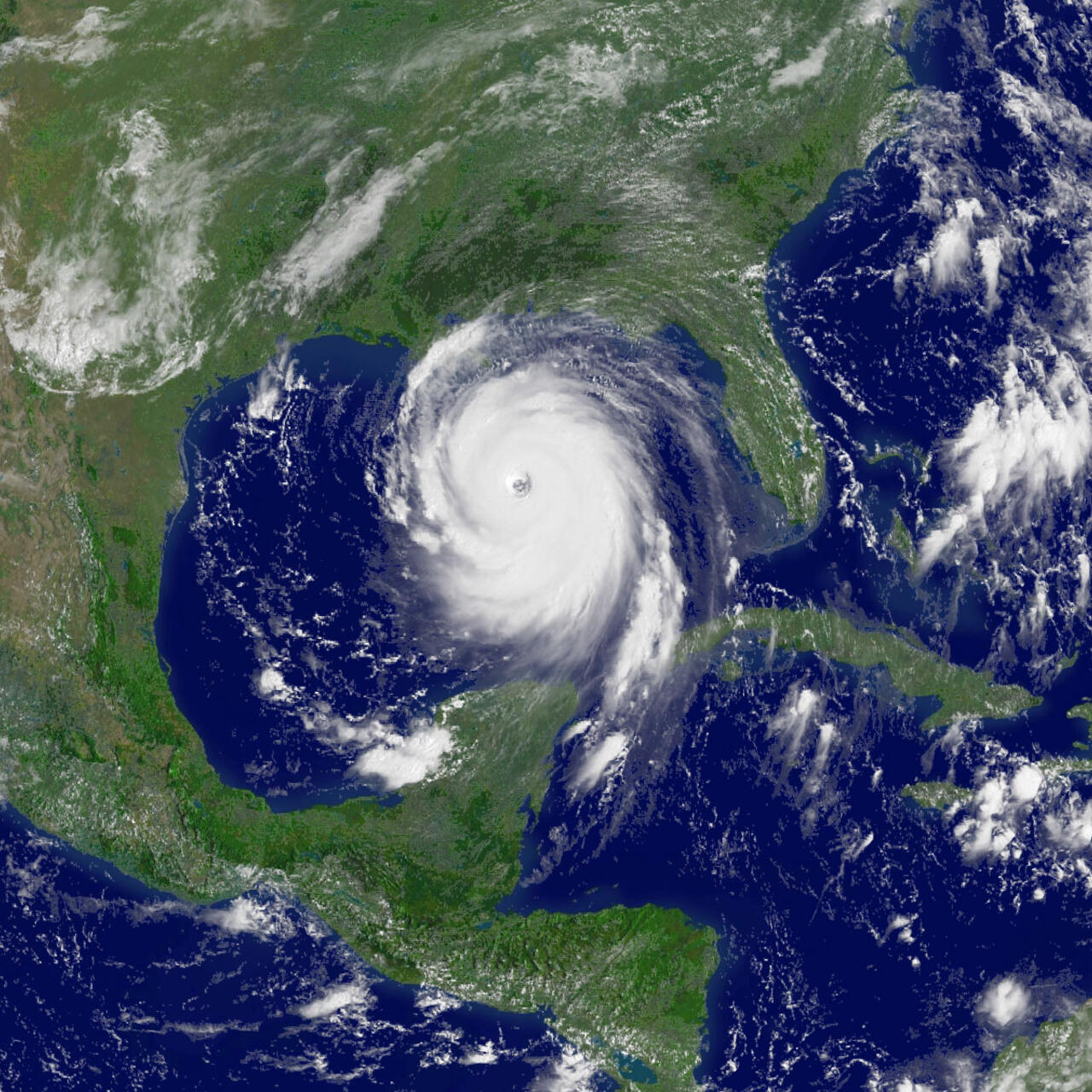 NOAA satellite and map image showing Hurricane Katrina makes landfall along the central U.S. Gulf Coast on August 28, 2005