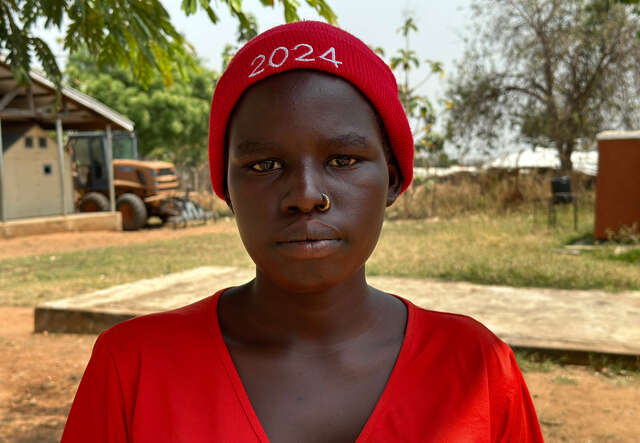 Salome, 18 år, är en av många unga mammor i Uganda.