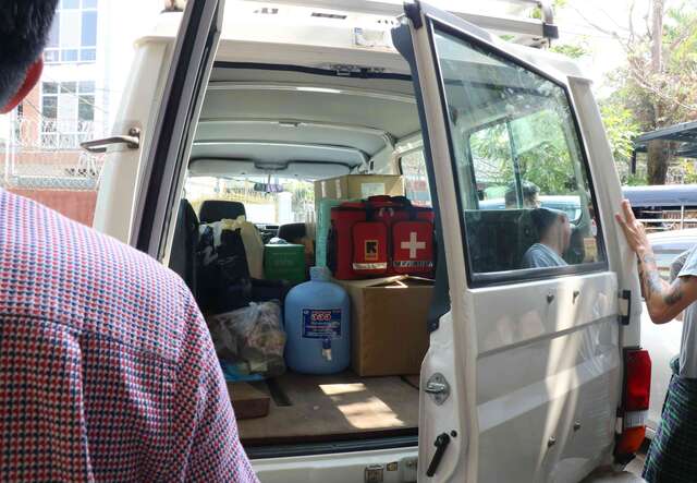 Medicinska förnödenheter som levereras av RESCUE i Myanmar.