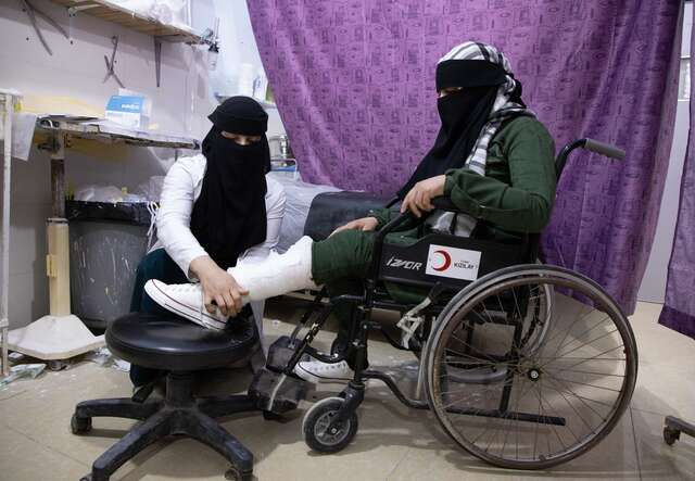 “They [the doctors]  told me I was partially paralyzed,” Huda shares. 