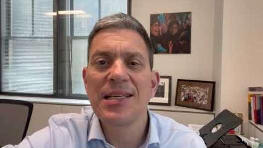 IRC President and CEO addresses supporters.